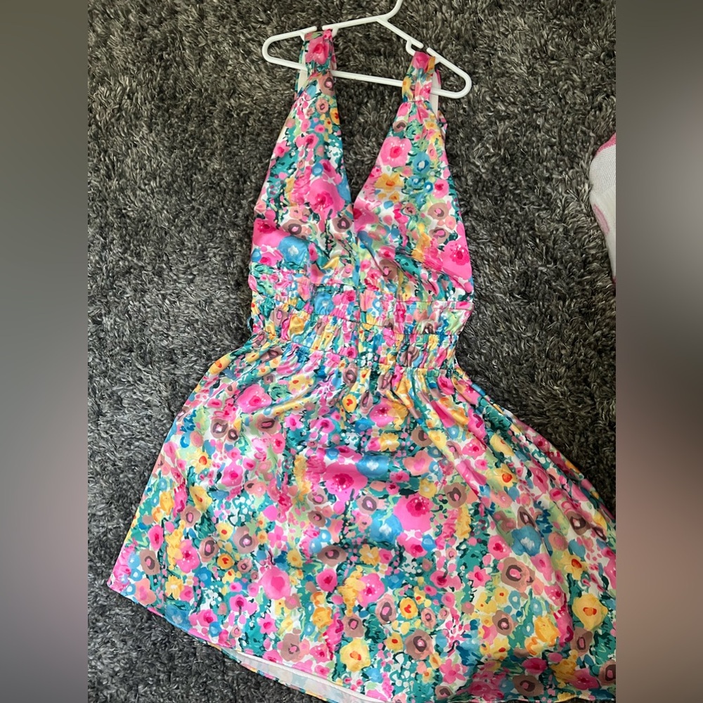 Beginning Boutique mini colorful dress!